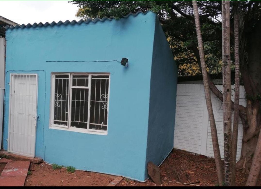 2 Bedroom Property for Sale in Glenwood KwaZulu-Natal