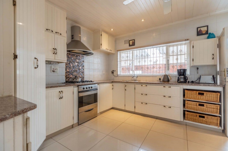 3 Bedroom Property for Sale in Dawncliffe KwaZulu-Natal