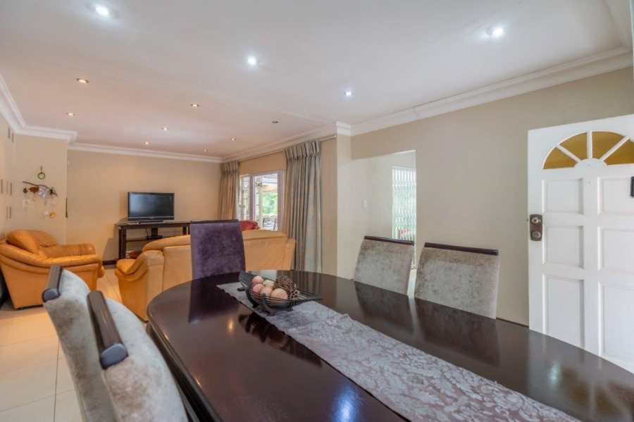 3 Bedroom Property for Sale in Dawncliffe KwaZulu-Natal