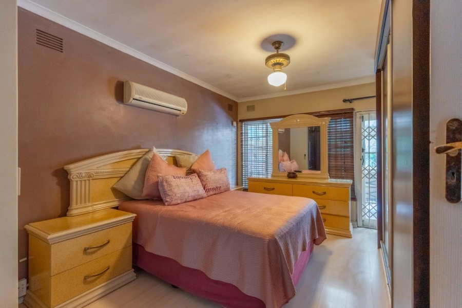 3 Bedroom Property for Sale in Dawncliffe KwaZulu-Natal