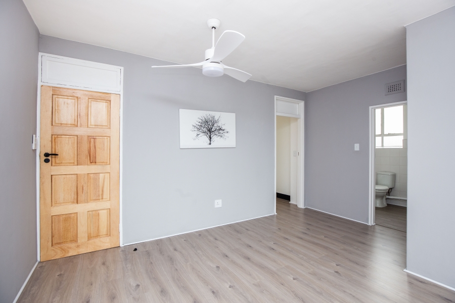 1 Bedroom Property for Sale in Glenwood KwaZulu-Natal