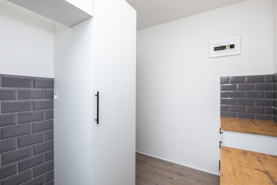 1 Bedroom Property for Sale in Glenwood KwaZulu-Natal