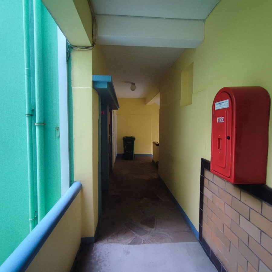 2 Bedroom Property for Sale in Esplanade KwaZulu-Natal