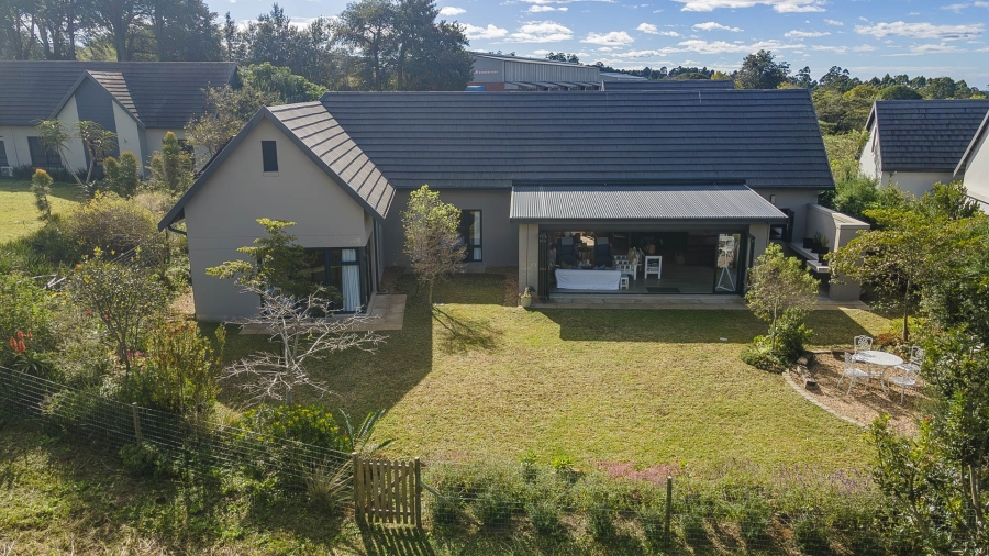 4 Bedroom Property for Sale in Cotswold Downs Estates KwaZulu-Natal