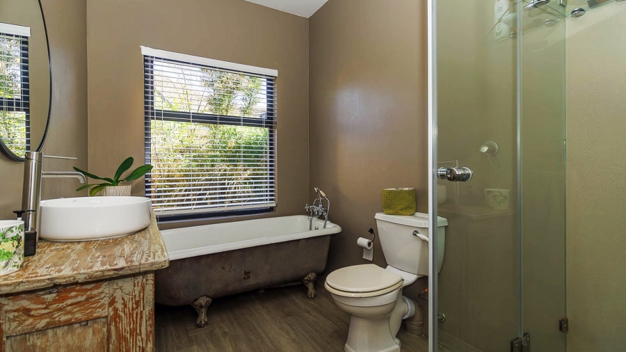 4 Bedroom Property for Sale in Cotswold Downs Estates KwaZulu-Natal