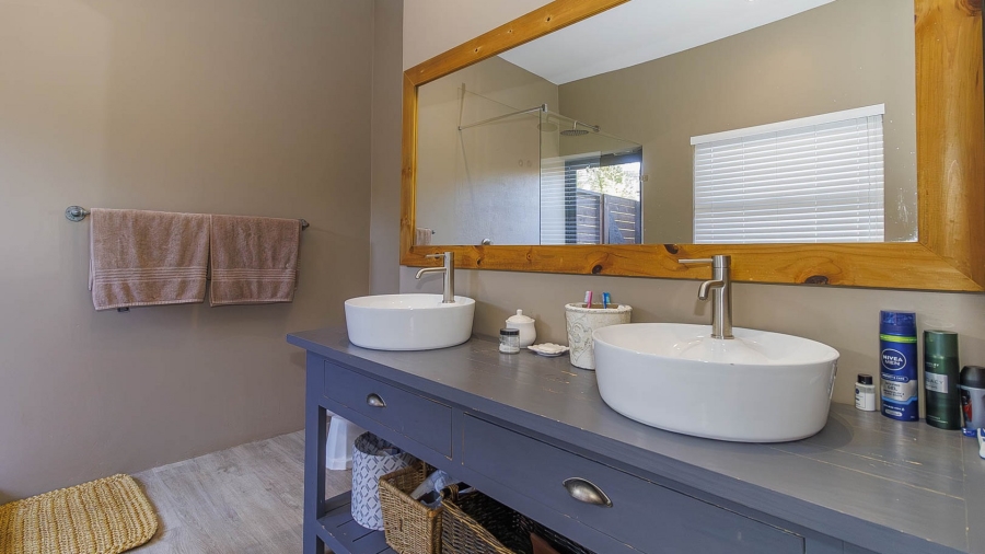 4 Bedroom Property for Sale in Cotswold Downs Estates KwaZulu-Natal