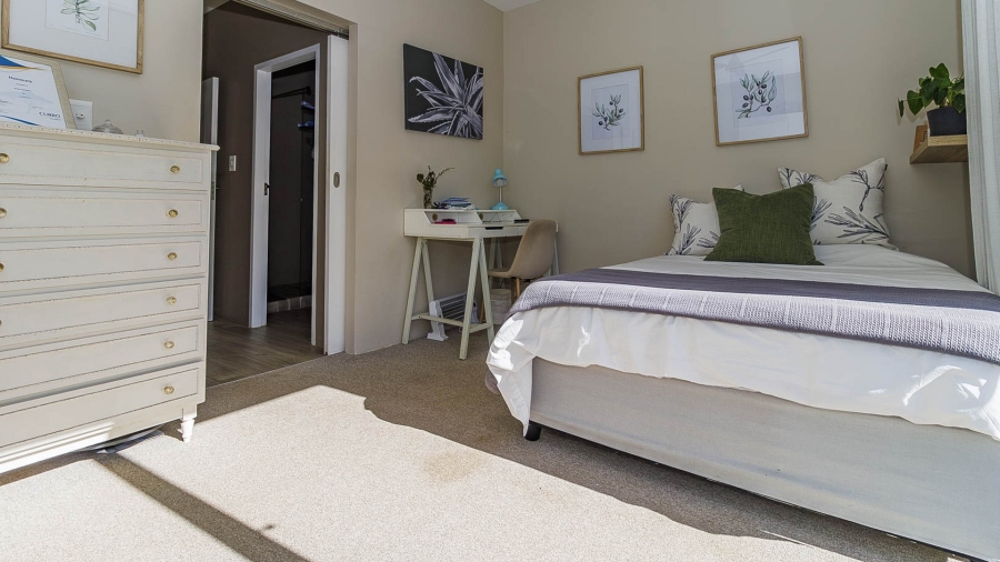 4 Bedroom Property for Sale in Cotswold Downs Estates KwaZulu-Natal