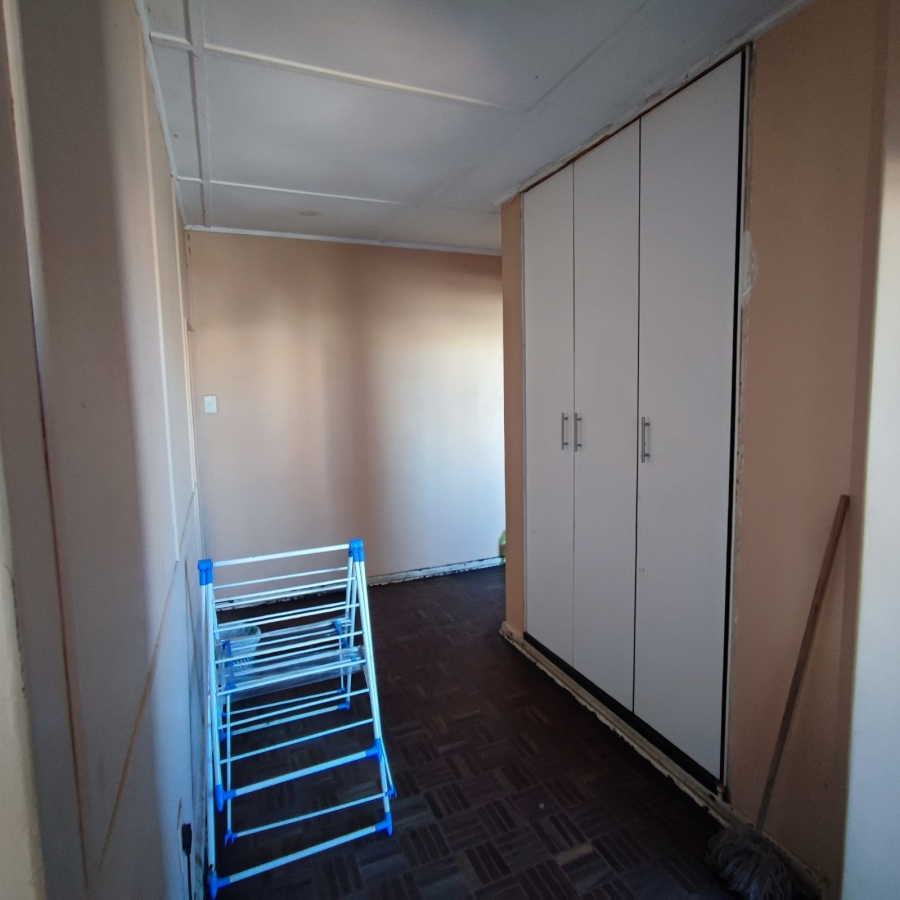 2 Bedroom Property for Sale in Durban Central KwaZulu-Natal
