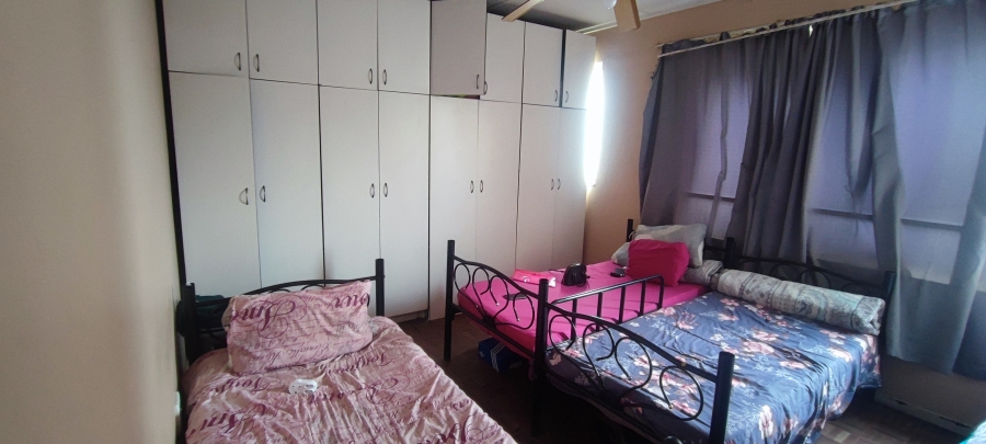 2 Bedroom Property for Sale in Durban Central KwaZulu-Natal