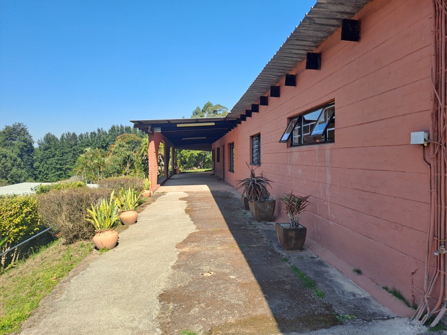 3 Bedroom Property for Sale in Waterfall KwaZulu-Natal