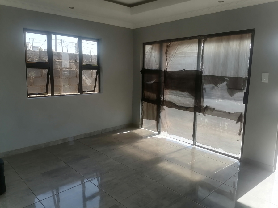 3 Bedroom Property for Sale in Lovu KwaZulu-Natal