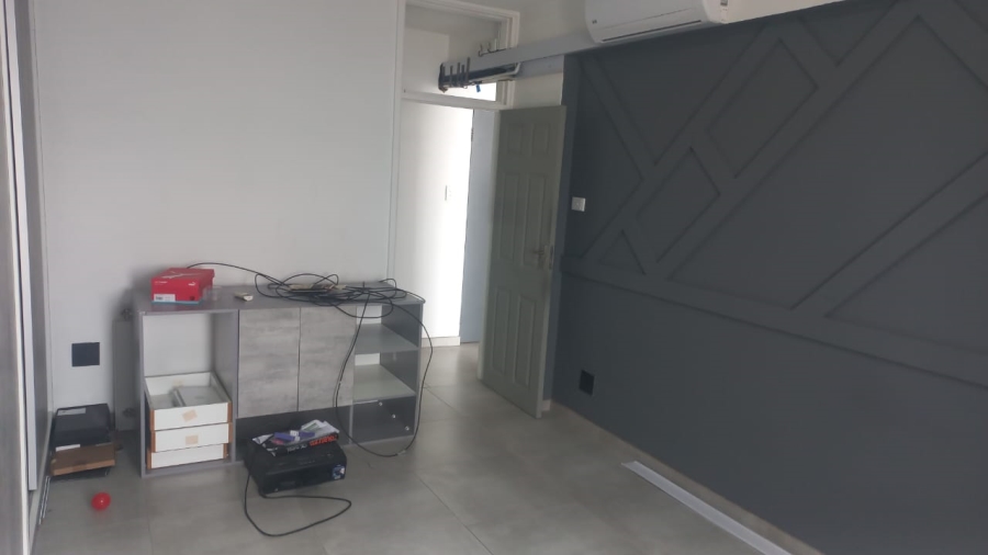 2 Bedroom Property for Sale in South Beach KwaZulu-Natal