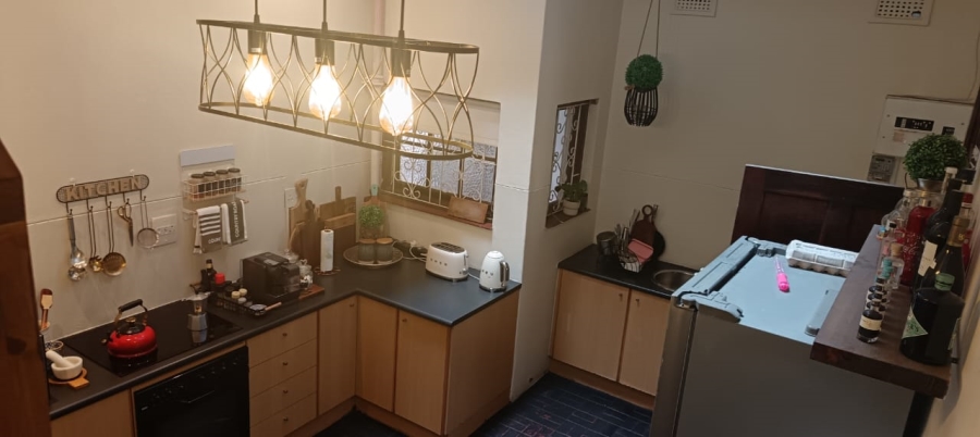 2 Bedroom Property for Sale in Essenwood KwaZulu-Natal