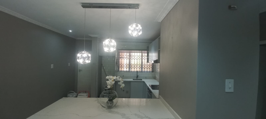 2 Bedroom Property for Sale in Glenmore KwaZulu-Natal