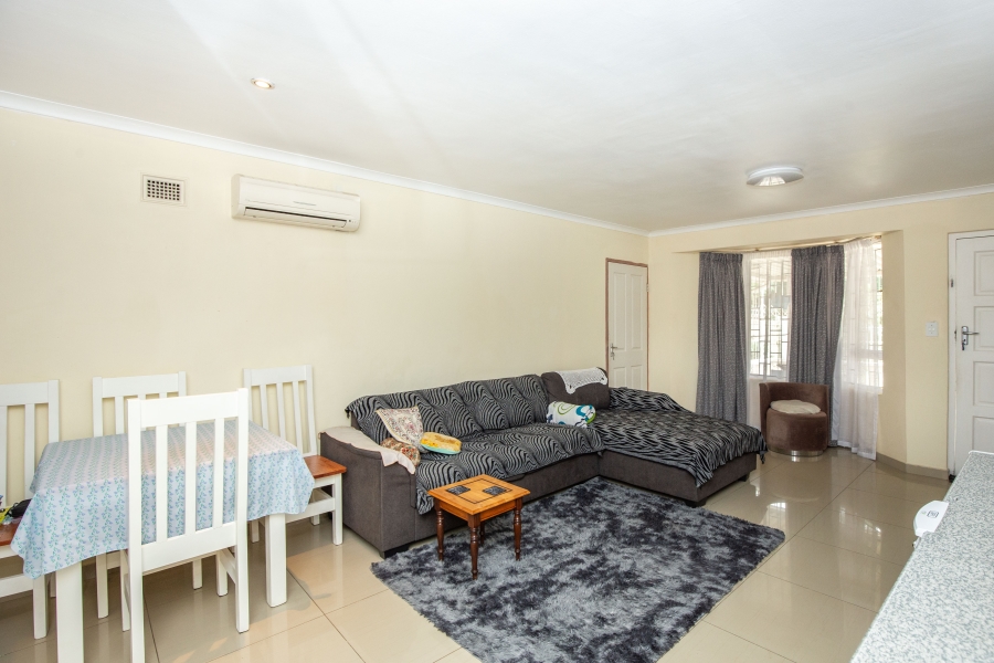 2 Bedroom Property for Sale in Sherwood KwaZulu-Natal