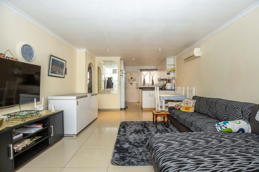 2 Bedroom Property for Sale in Sherwood KwaZulu-Natal
