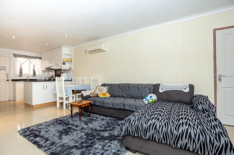 2 Bedroom Property for Sale in Sherwood KwaZulu-Natal