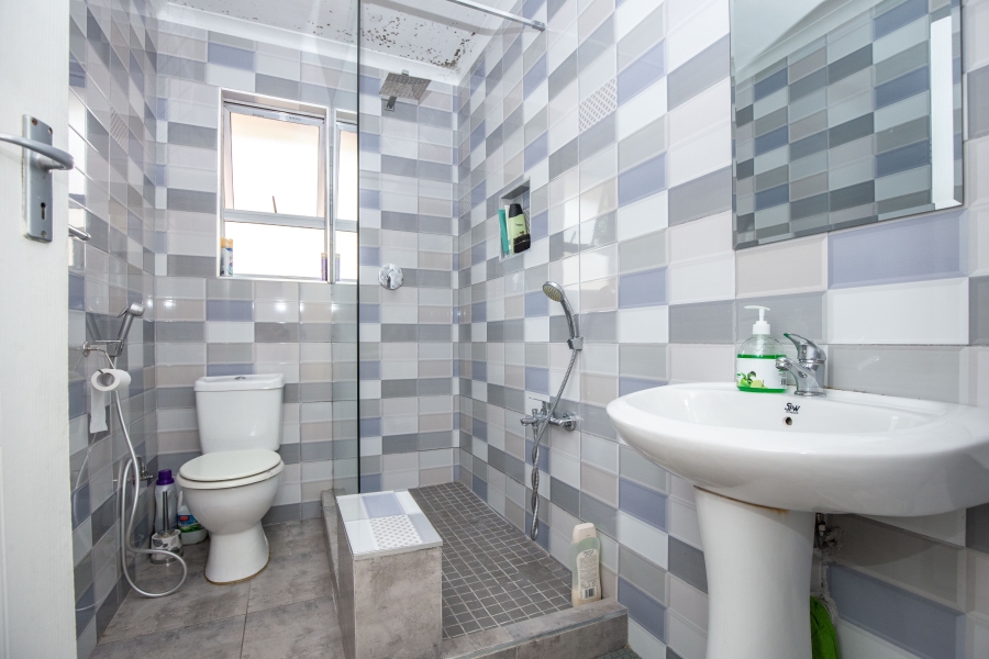 2 Bedroom Property for Sale in Sherwood KwaZulu-Natal