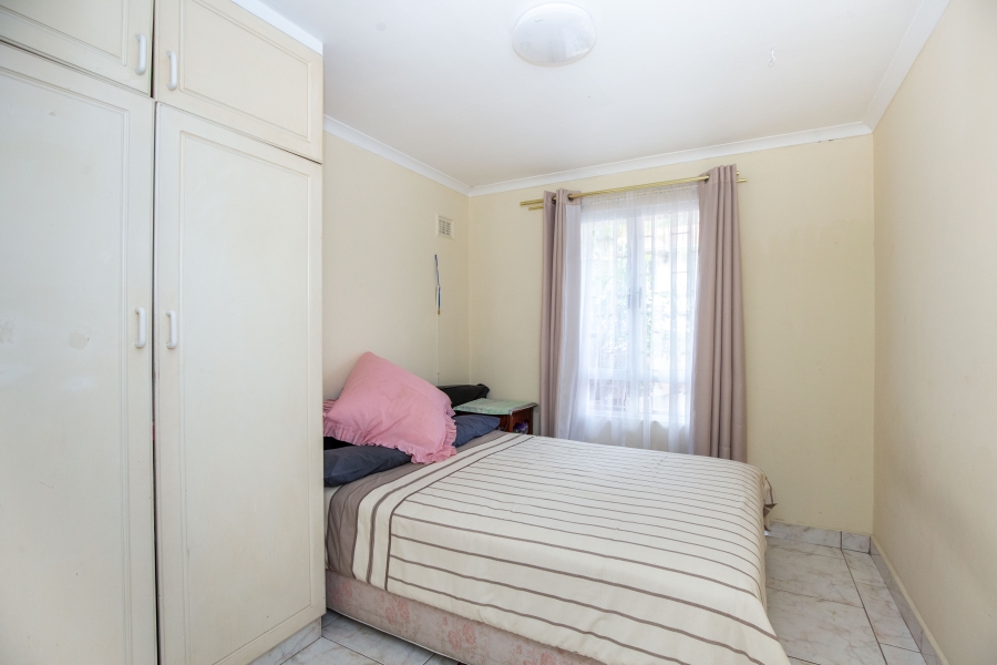 2 Bedroom Property for Sale in Sherwood KwaZulu-Natal