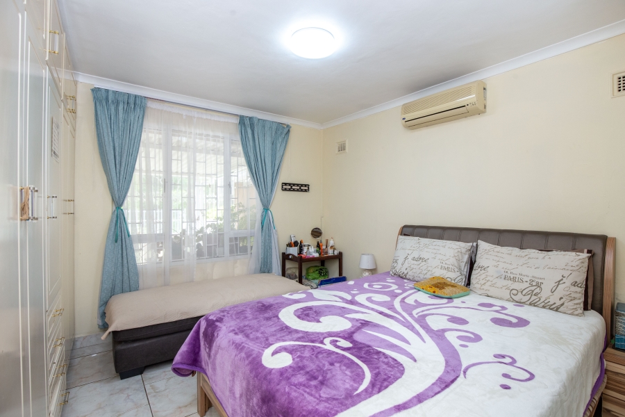 2 Bedroom Property for Sale in Sherwood KwaZulu-Natal