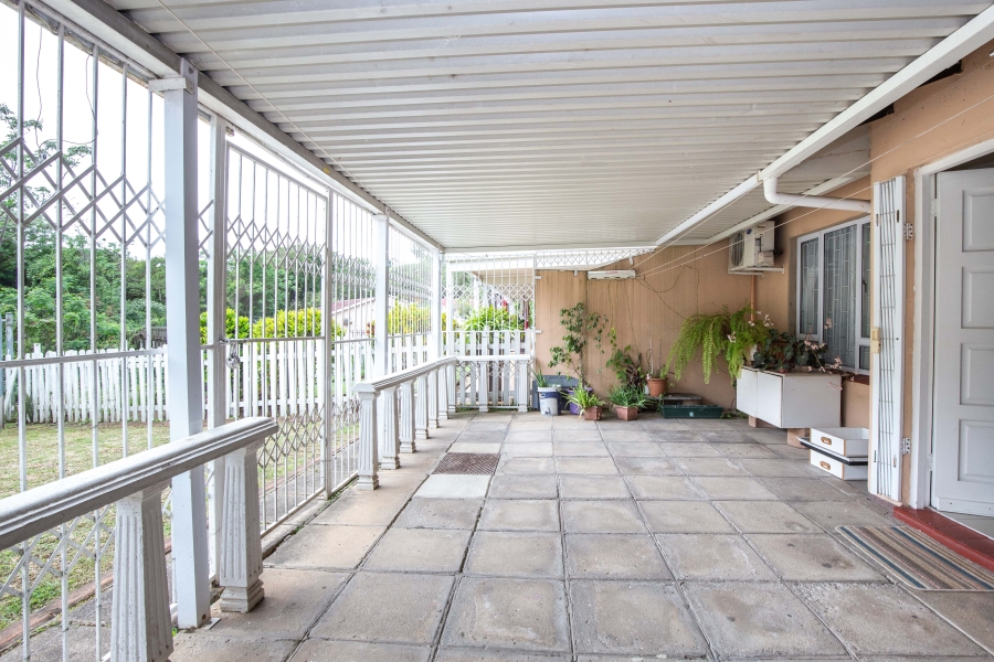 2 Bedroom Property for Sale in Sherwood KwaZulu-Natal