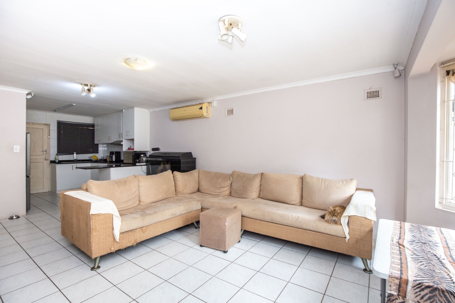 2 Bedroom Property for Sale in Sherwood KwaZulu-Natal