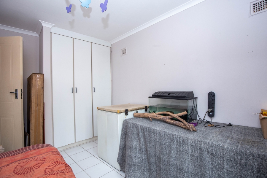 2 Bedroom Property for Sale in Sherwood KwaZulu-Natal