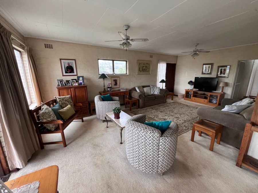 3 Bedroom Property for Sale in Glenmore KwaZulu-Natal