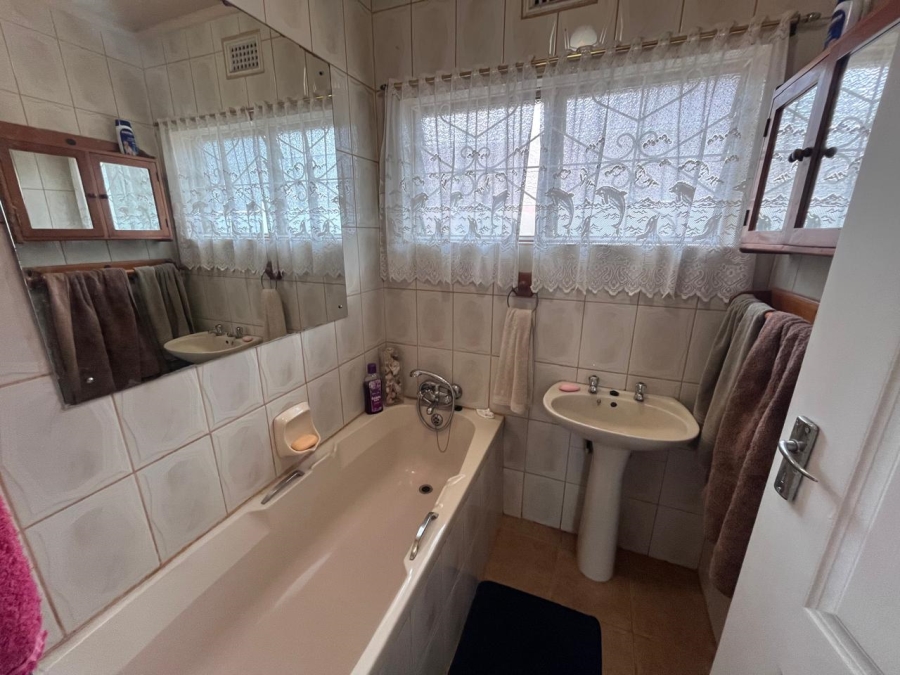 3 Bedroom Property for Sale in Glenmore KwaZulu-Natal