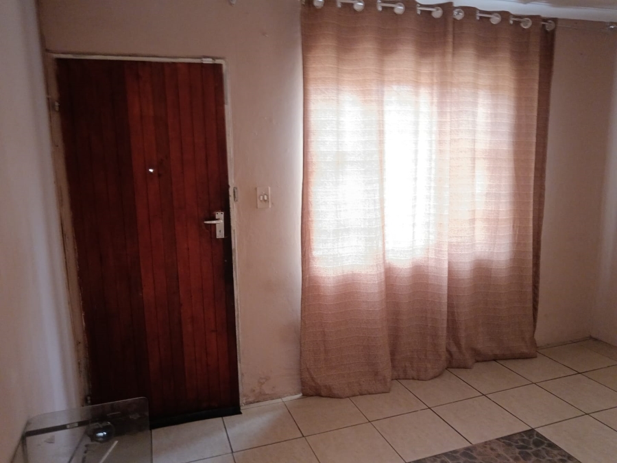To Let 3 Bedroom Property for Rent in Woodview KwaZulu-Natal