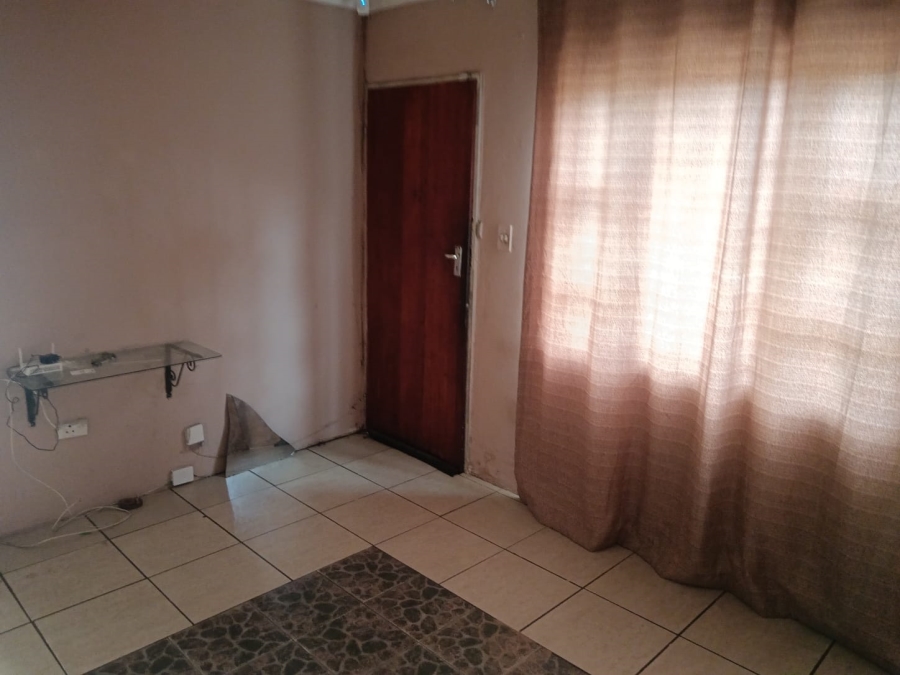 To Let 3 Bedroom Property for Rent in Woodview KwaZulu-Natal