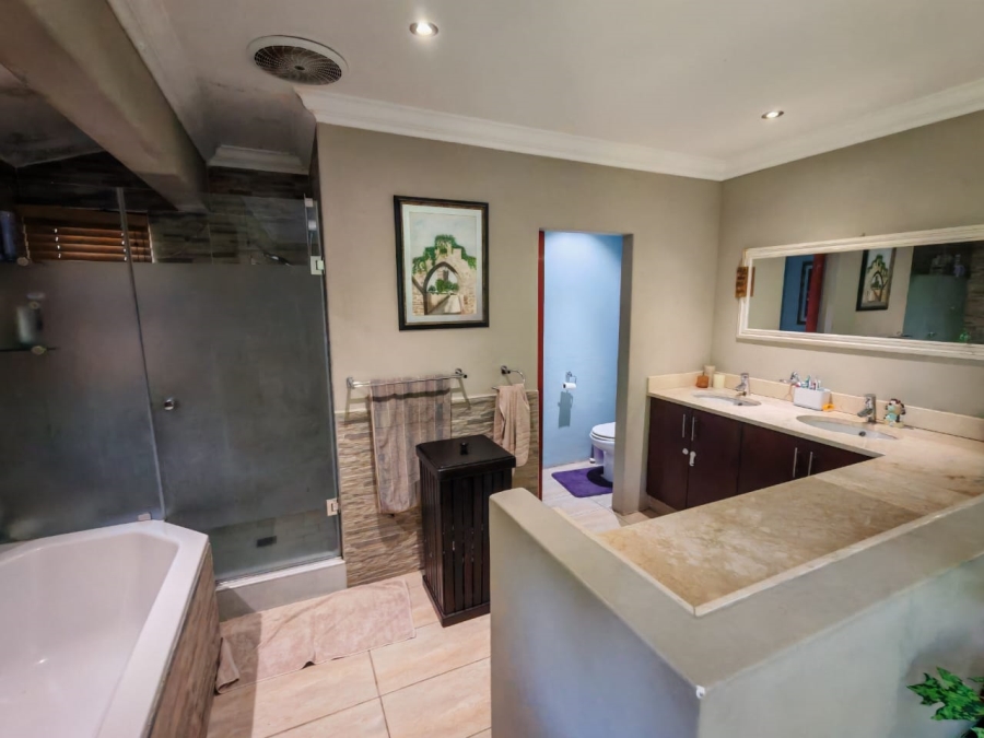 4 Bedroom Property for Sale in Westville Central KwaZulu-Natal