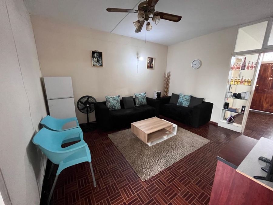 1 Bedroom Property for Sale in North Beach KwaZulu-Natal