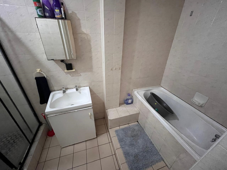 1 Bedroom Property for Sale in North Beach KwaZulu-Natal