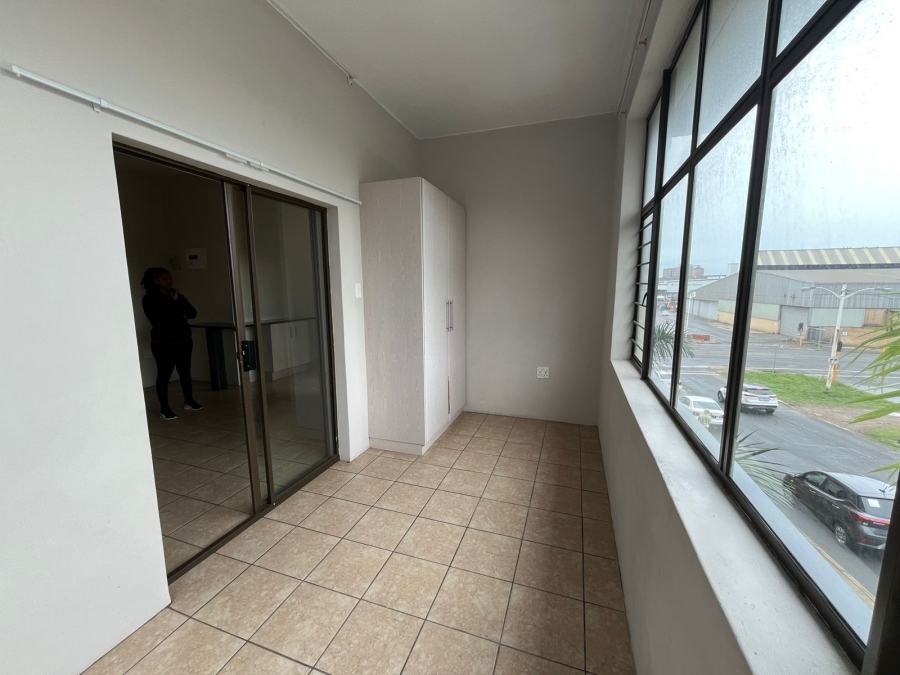 To Let 2 Bedroom Property for Rent in Glenwood KwaZulu-Natal