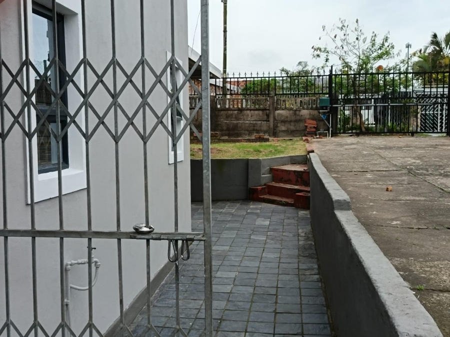 2 Bedroom Property for Sale in Havenside KwaZulu-Natal