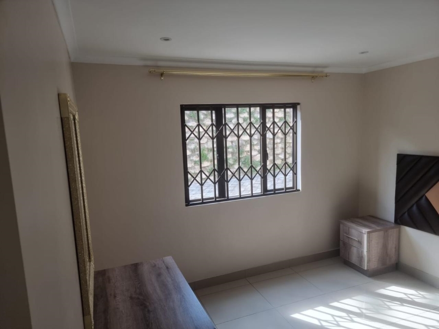 3 Bedroom Property for Sale in Mount Vernon KwaZulu-Natal