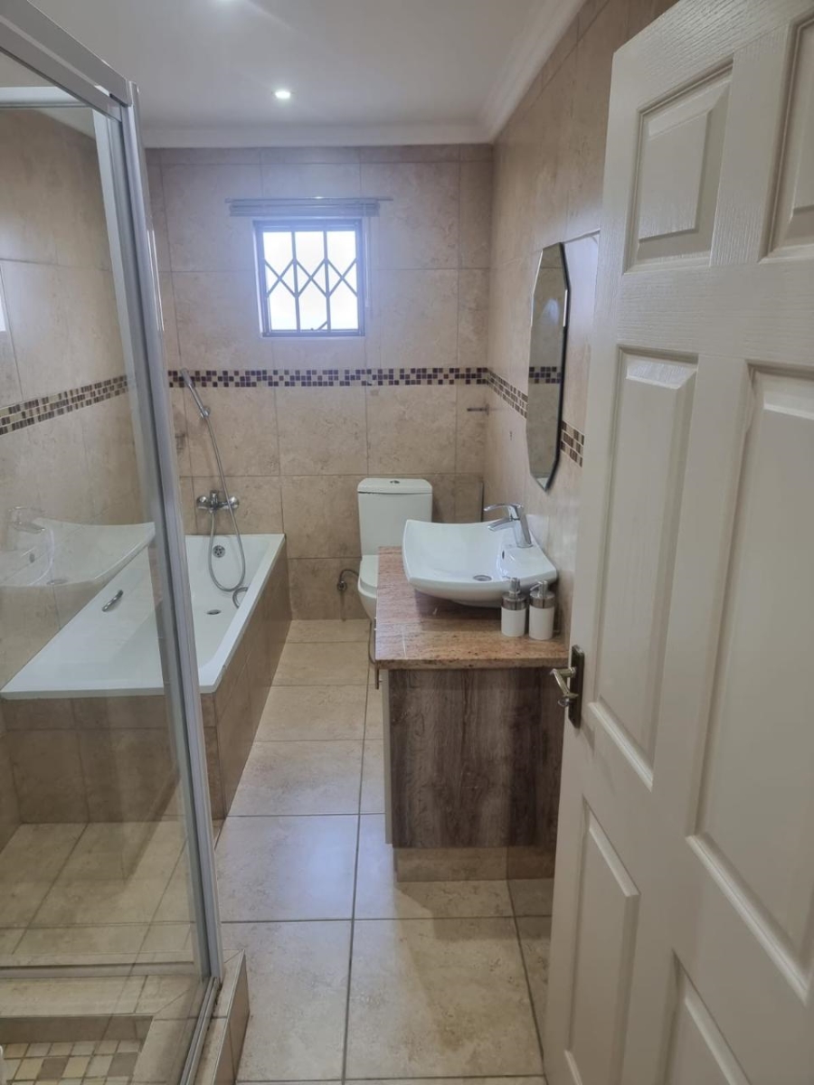 3 Bedroom Property for Sale in Mount Vernon KwaZulu-Natal