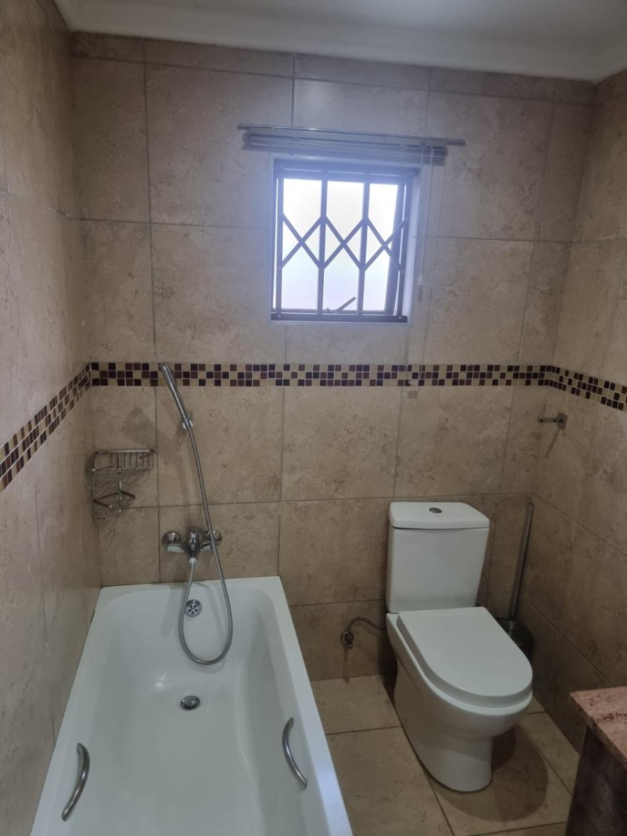 3 Bedroom Property for Sale in Mount Vernon KwaZulu-Natal