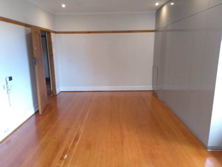 4 Bedroom Property for Sale in Glenwood KwaZulu-Natal