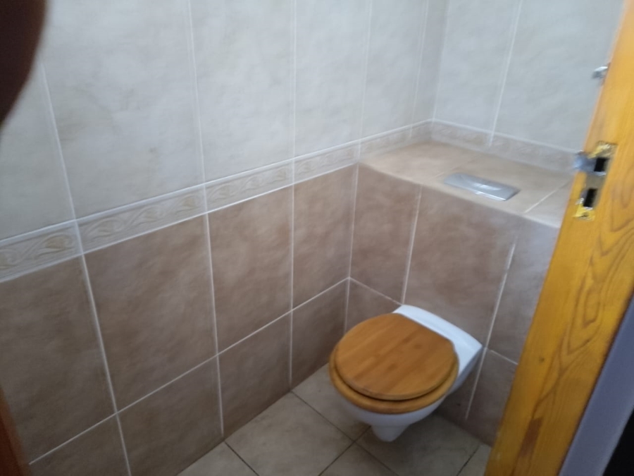 4 Bedroom Property for Sale in Glenwood KwaZulu-Natal