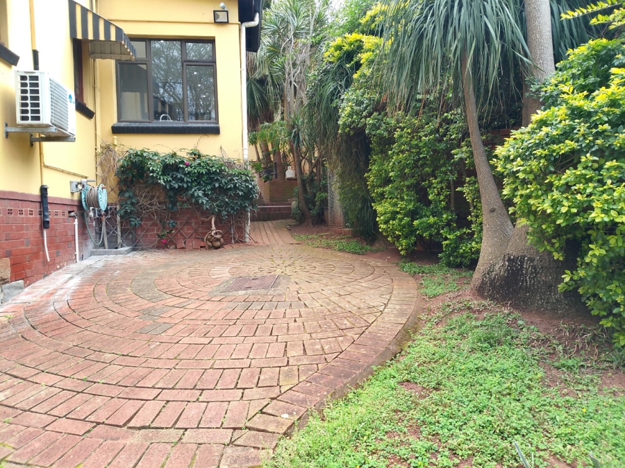 4 Bedroom Property for Sale in Glenwood KwaZulu-Natal