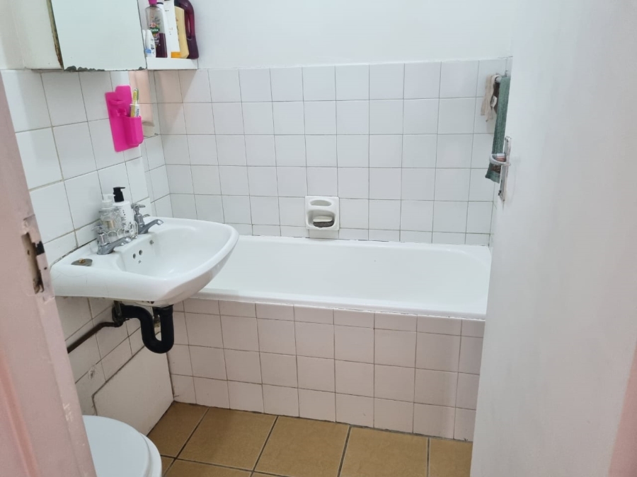 1 Bedroom Property for Sale in Musgrave KwaZulu-Natal