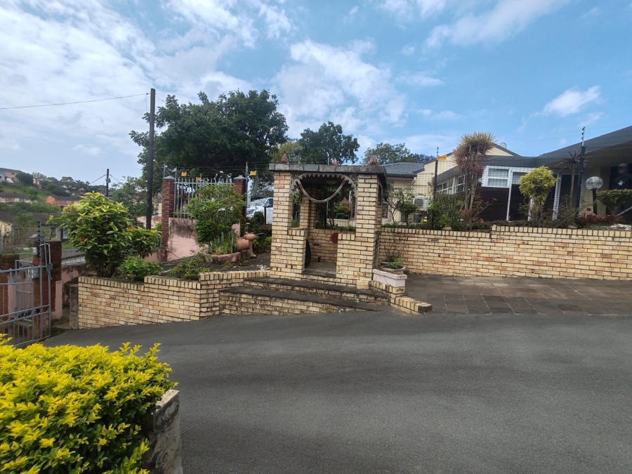 7 Bedroom Property for Sale in Centenary Park KwaZulu-Natal
