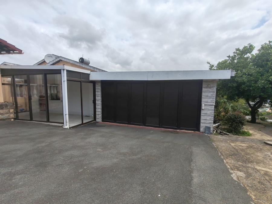 7 Bedroom Property for Sale in Centenary Park KwaZulu-Natal