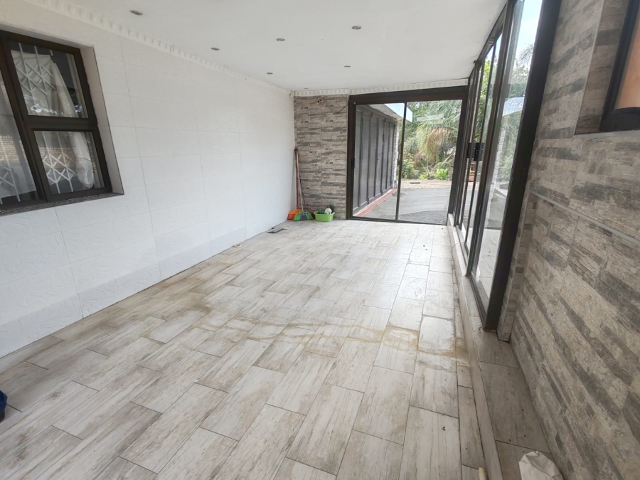 7 Bedroom Property for Sale in Centenary Park KwaZulu-Natal