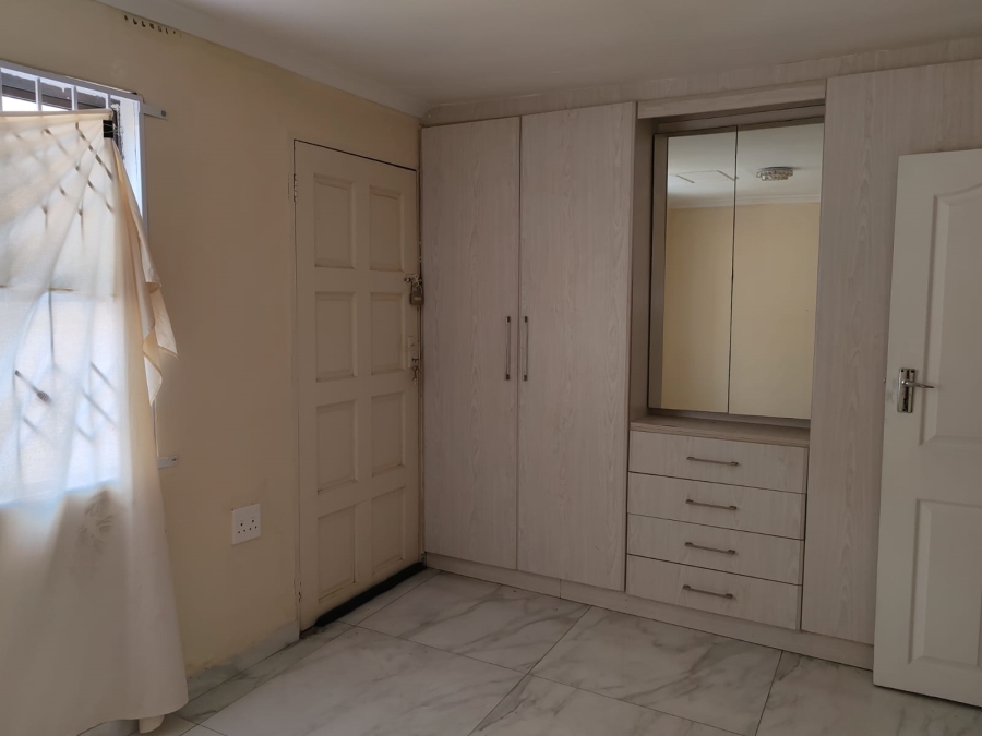 7 Bedroom Property for Sale in Centenary Park KwaZulu-Natal