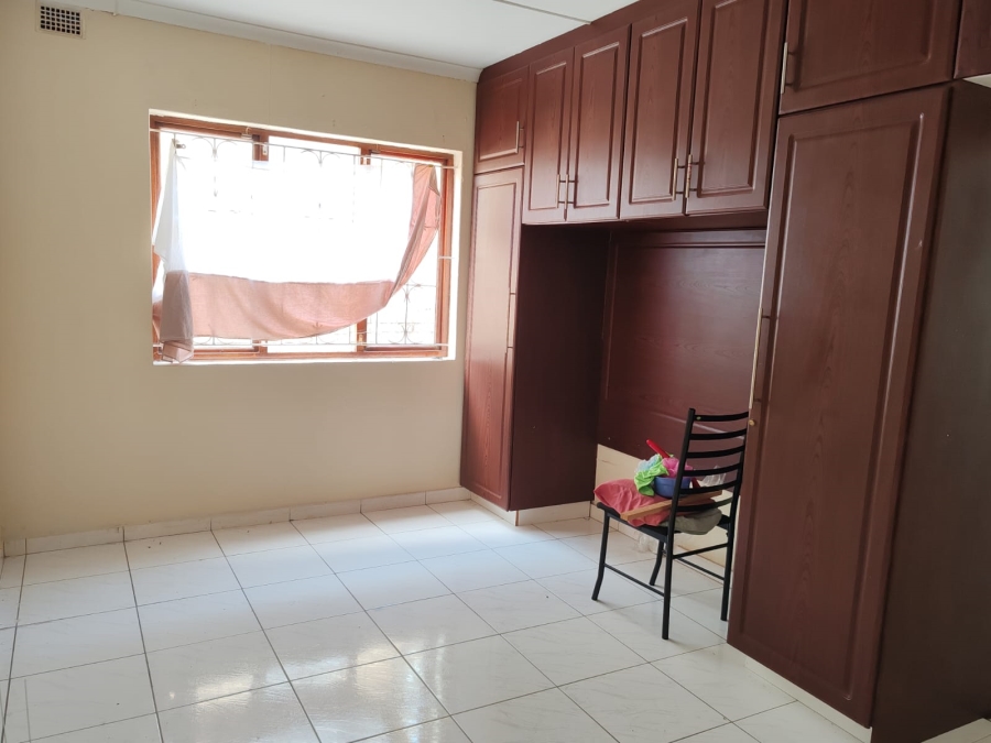 7 Bedroom Property for Sale in Centenary Park KwaZulu-Natal