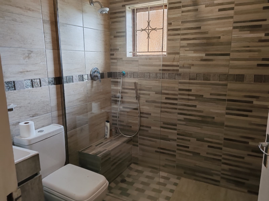 7 Bedroom Property for Sale in Centenary Park KwaZulu-Natal