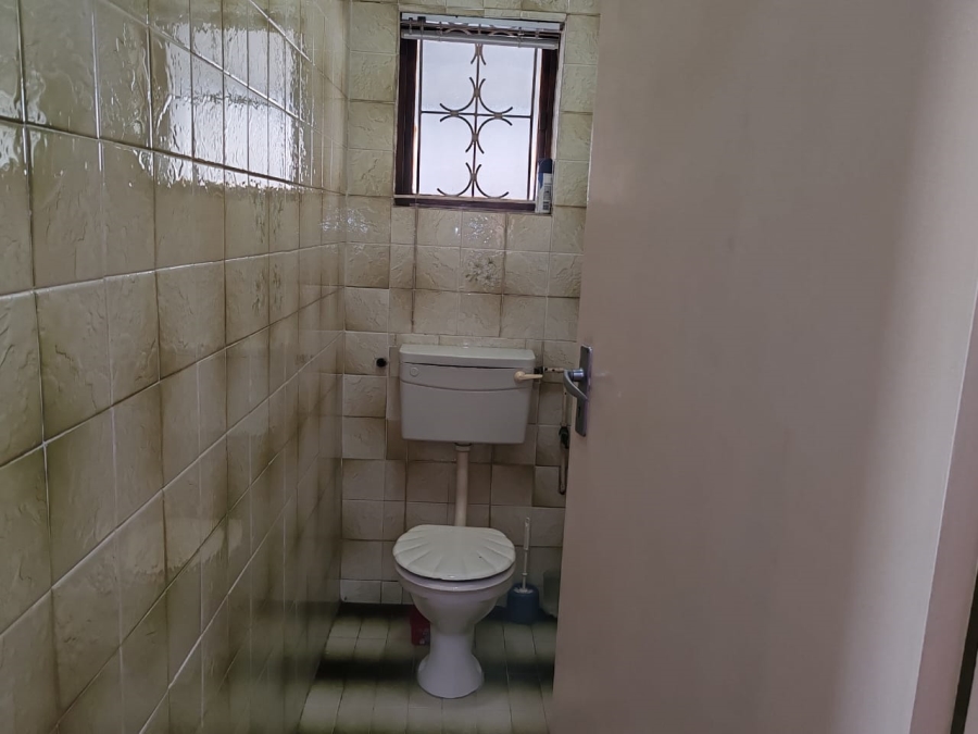 7 Bedroom Property for Sale in Centenary Park KwaZulu-Natal